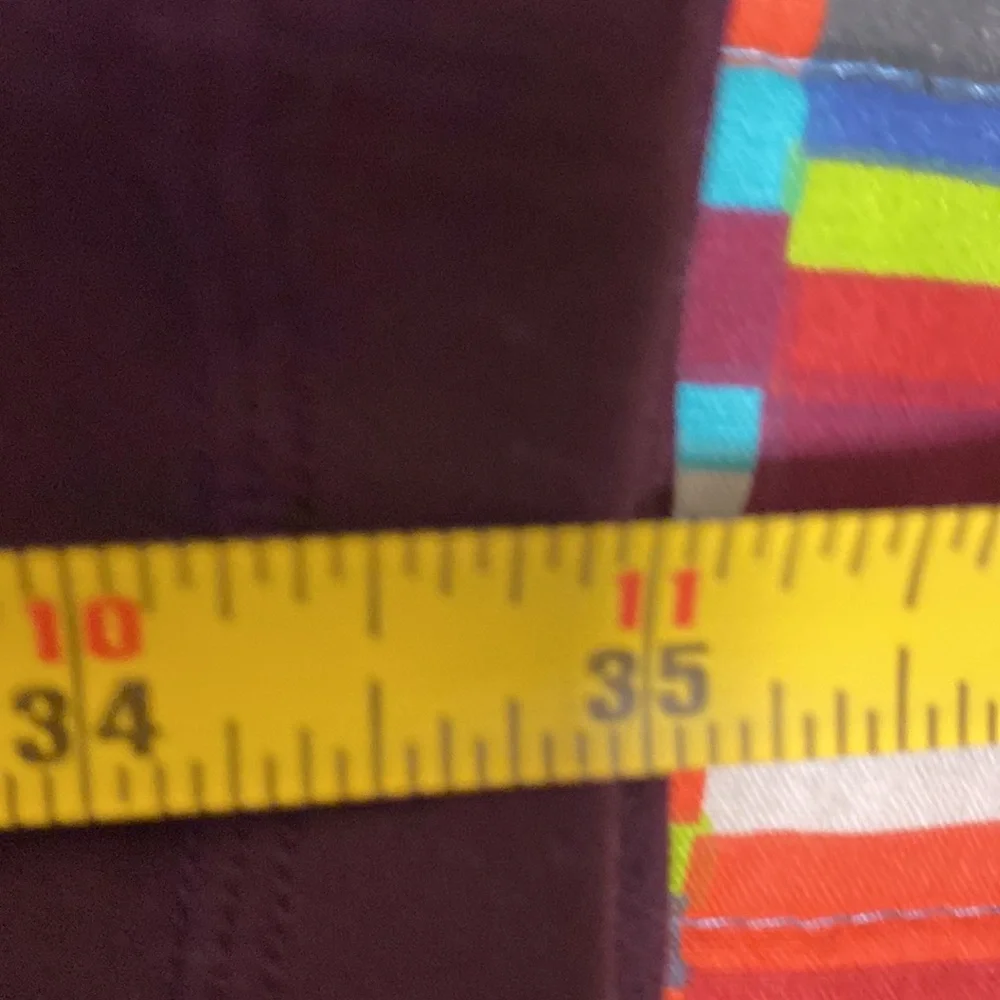 Athleta performance size medium burgundy, in color fast shipping_10